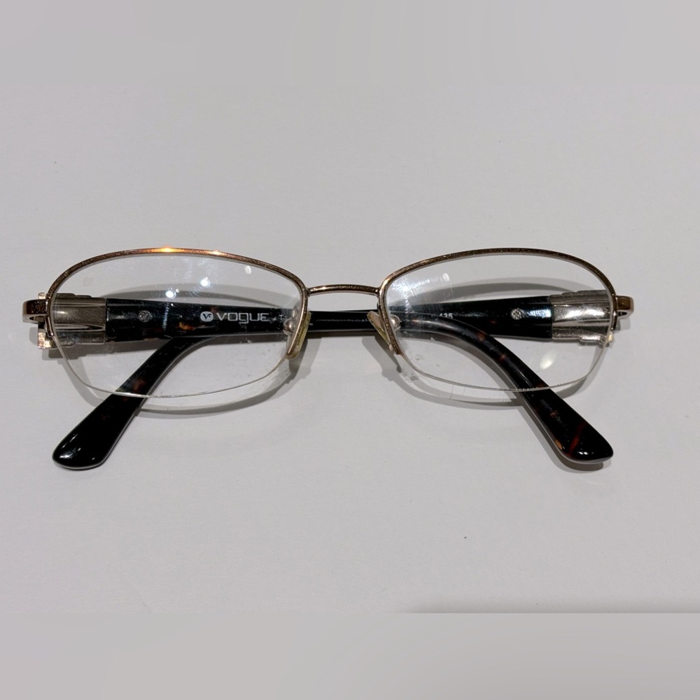 Vogue Eyelgasses